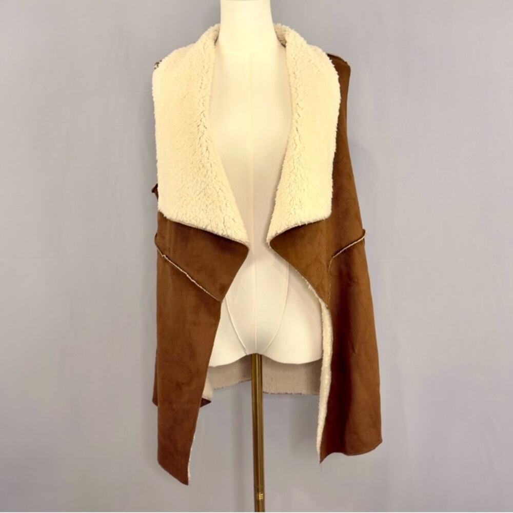 ANTHROPOLOGIE Brown Cream White Teddy Shearling $138 Open Vest Sleeveless Top M - Picture 6 of 16
